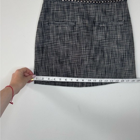 H&M Navy Tweed Mini Skirt with Embellished Waist – Size 6 - Picture 16 of 16